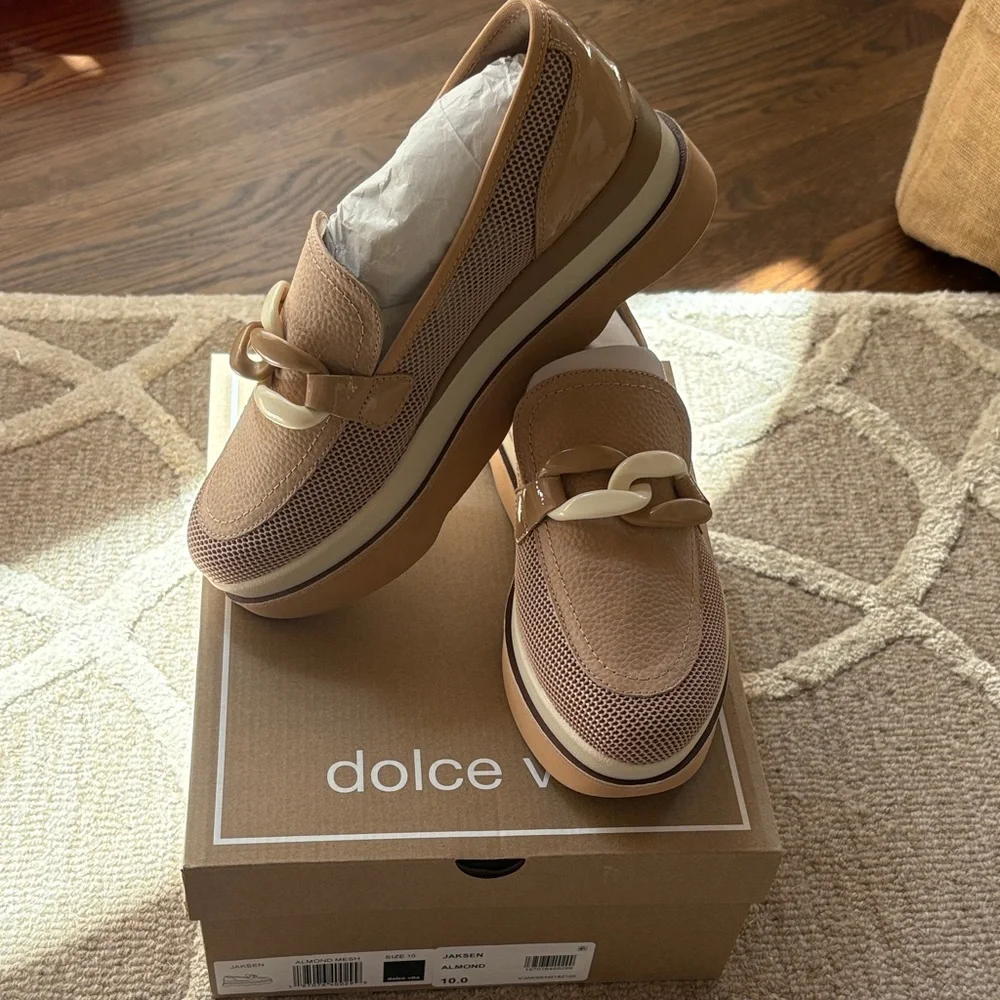 ❌❌❌SOLD❌❌❌Dolce Vita🥳HOST PICK🥳Almond Mesh Loafers - Picture 2 of 9